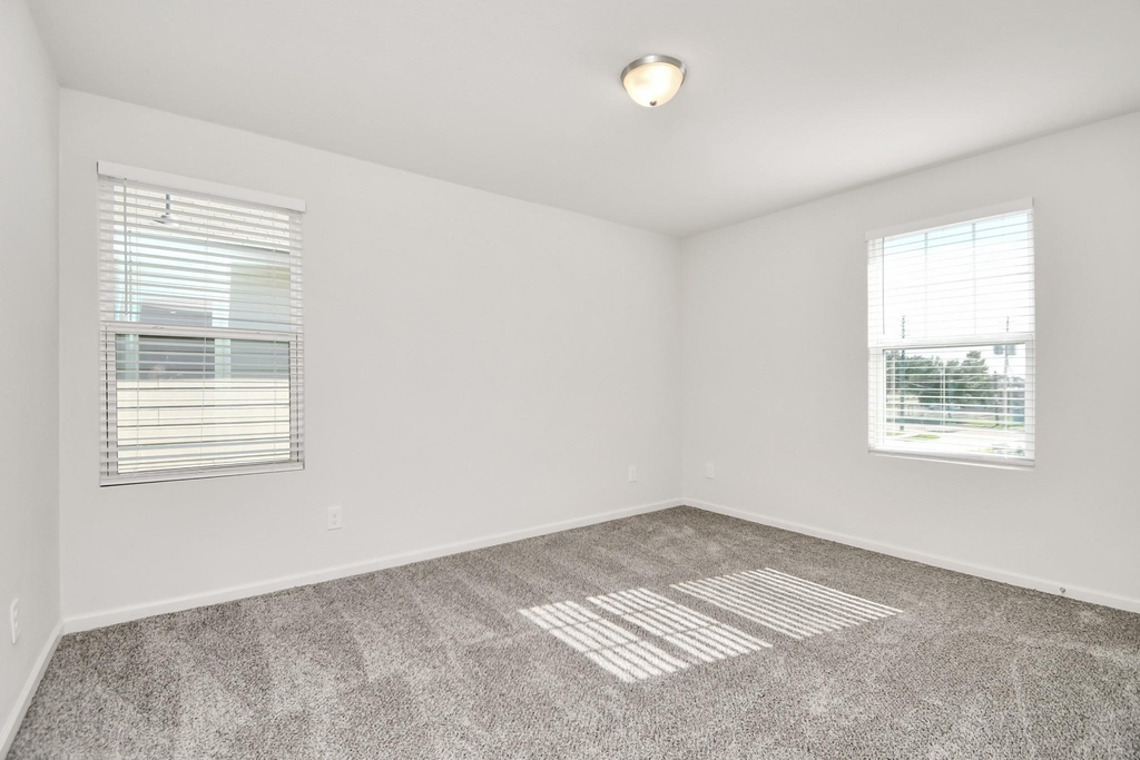 7810 Carrotwood Court - Photo 32