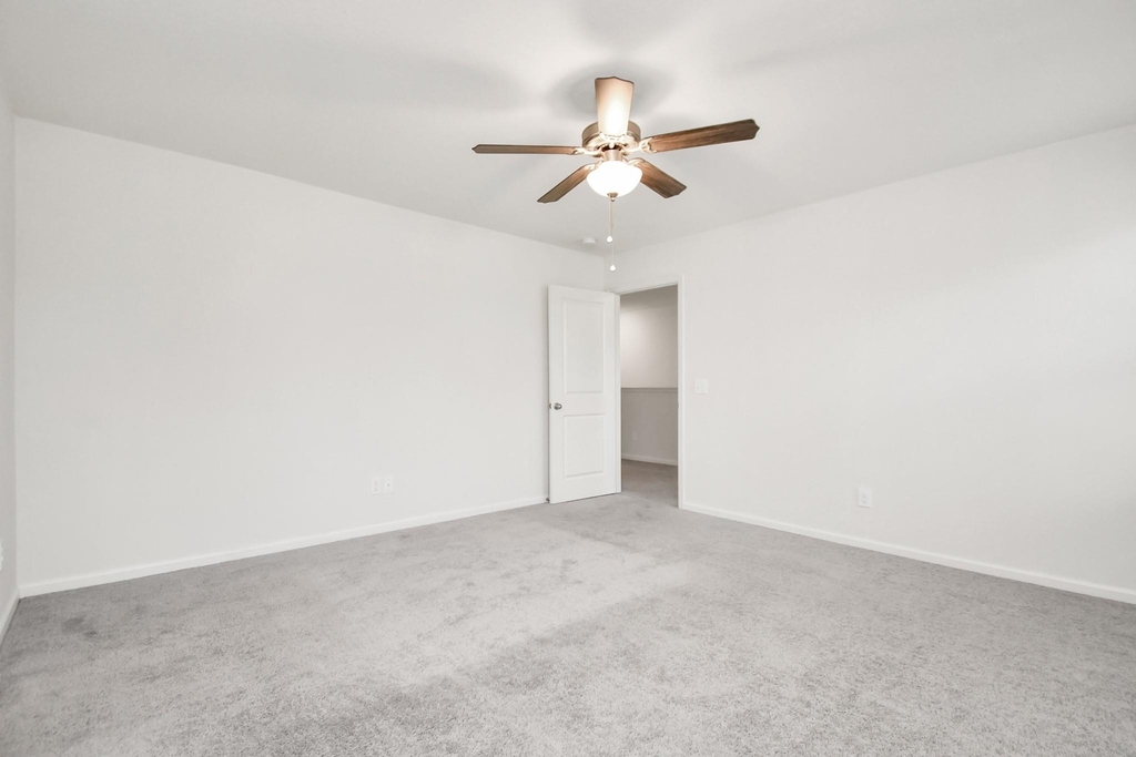 7810 Carrotwood Court - Photo 24