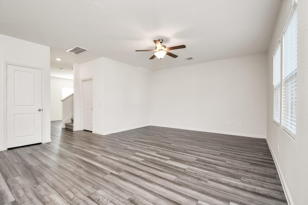7810 Carrotwood Court - Photo 15