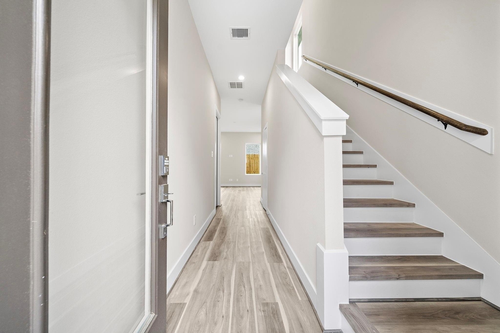 7510 Sandle Street - Photo 2