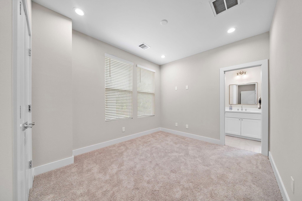 7510 Sandle Street - Photo 16