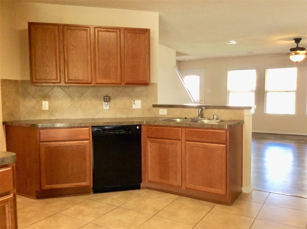 5031 Ivy Fair Way - Photo 7