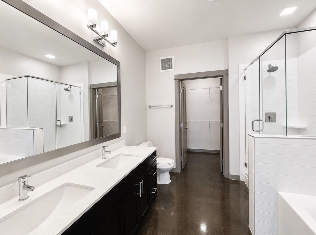1111 N Durham Drive - Photo 8