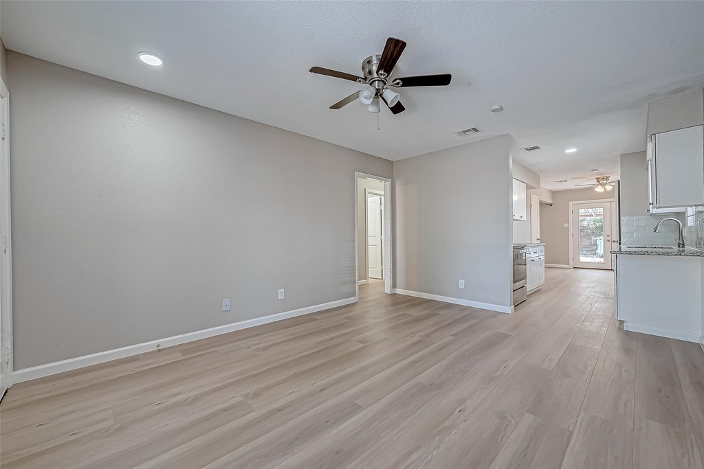 7315 Housman Street - Photo 12