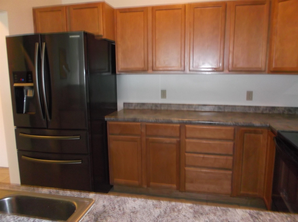 370-412 Farrell - Photo 2