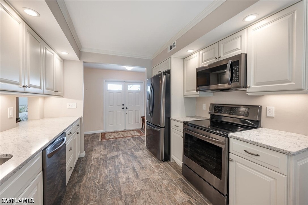 241 Palm River Boulevard - Photo 1