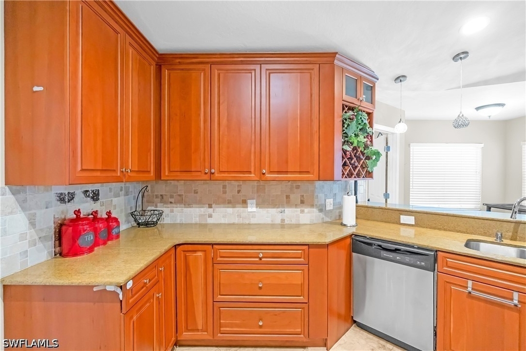2281 16th Street Ne - Photo 24