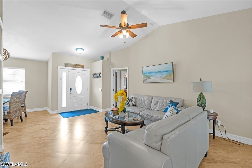2281 16th Street Ne - Photo 3