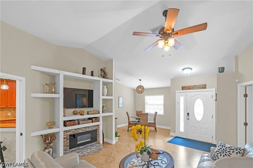 2281 16th Street Ne - Photo 4
