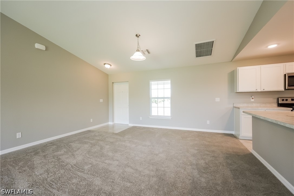 4211 21st Street Sw - Photo 4