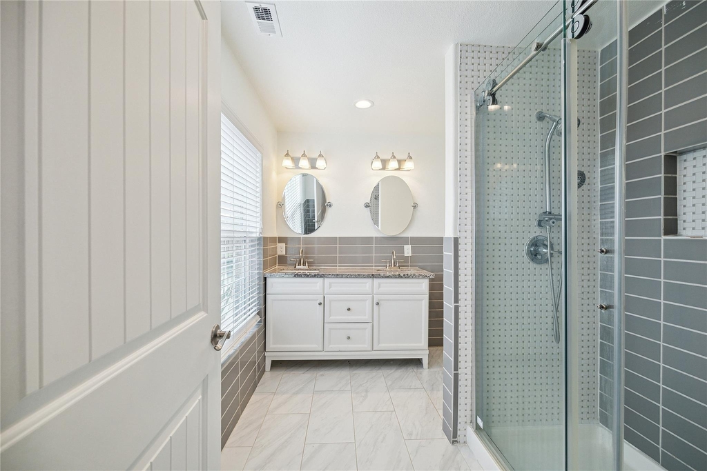 1301 Pearson Street - Photo 8
