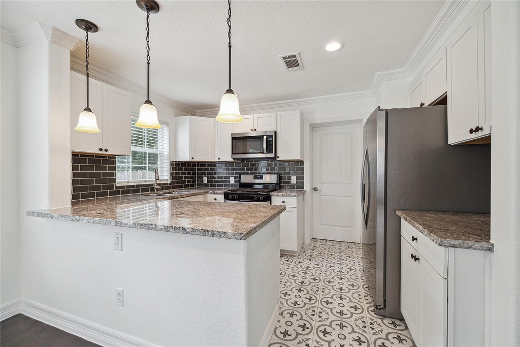 1301 Pearson Street - Photo 4