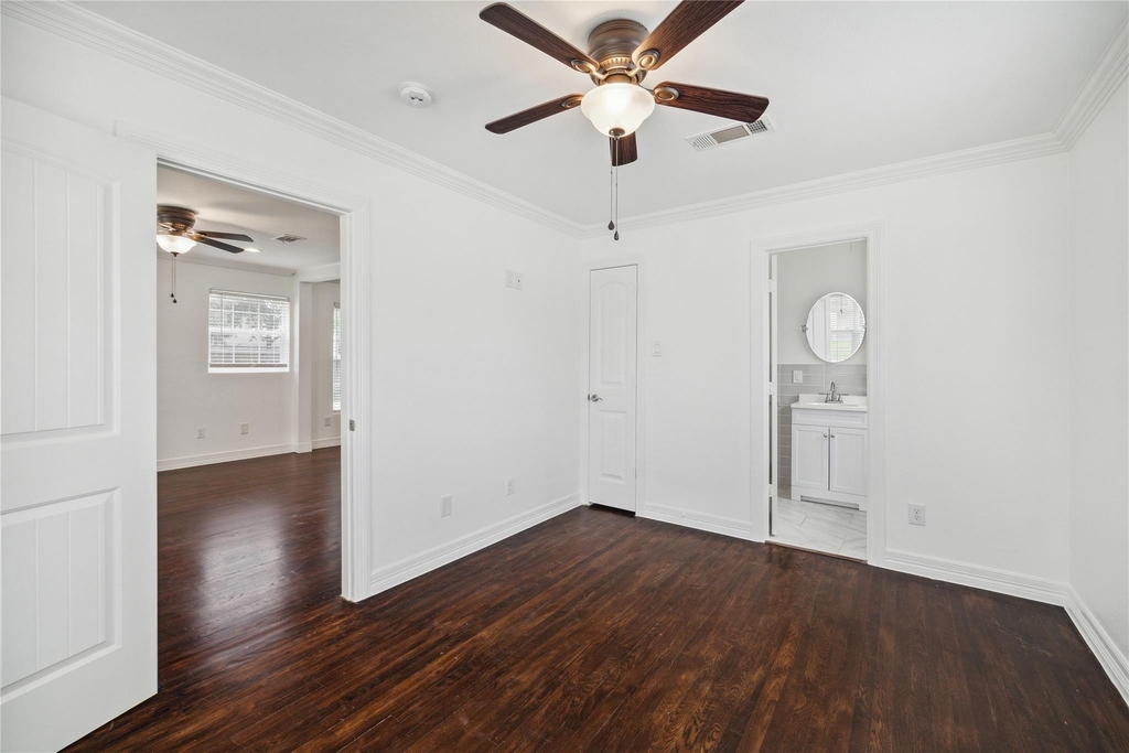 1301 Pearson Street - Photo 11