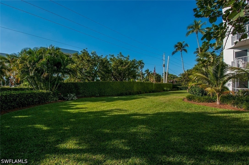1300 Gulf Shore Boulevard N - Photo 24