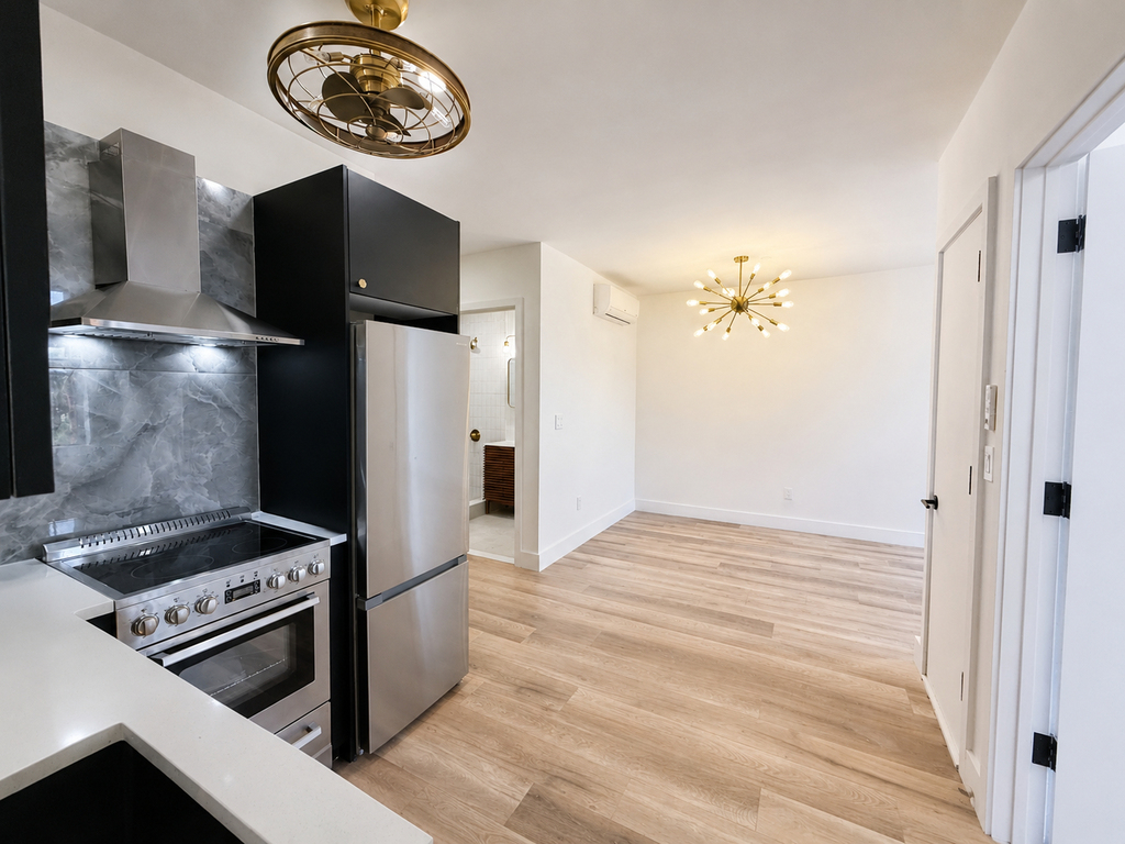 16 Howard Avenue - Photo 1