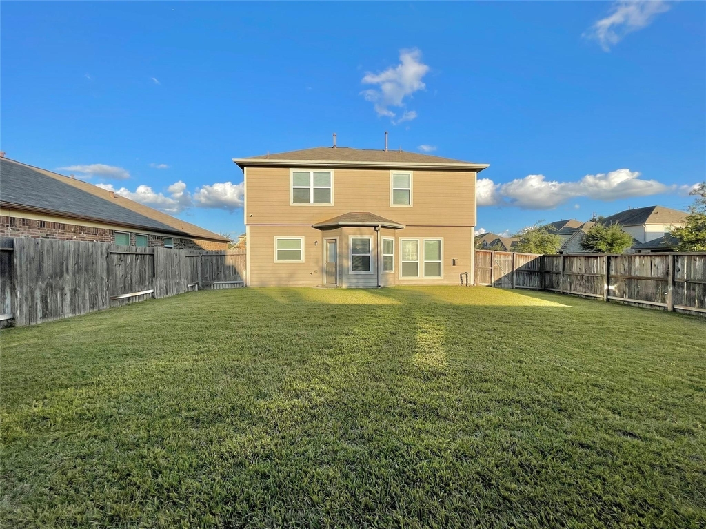 14903 Vinegrove Falls Court - Photo 19