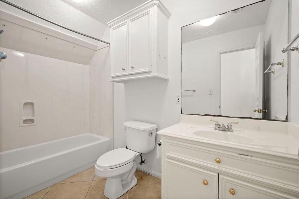 3212 Glastonbury Drive - Photo 21