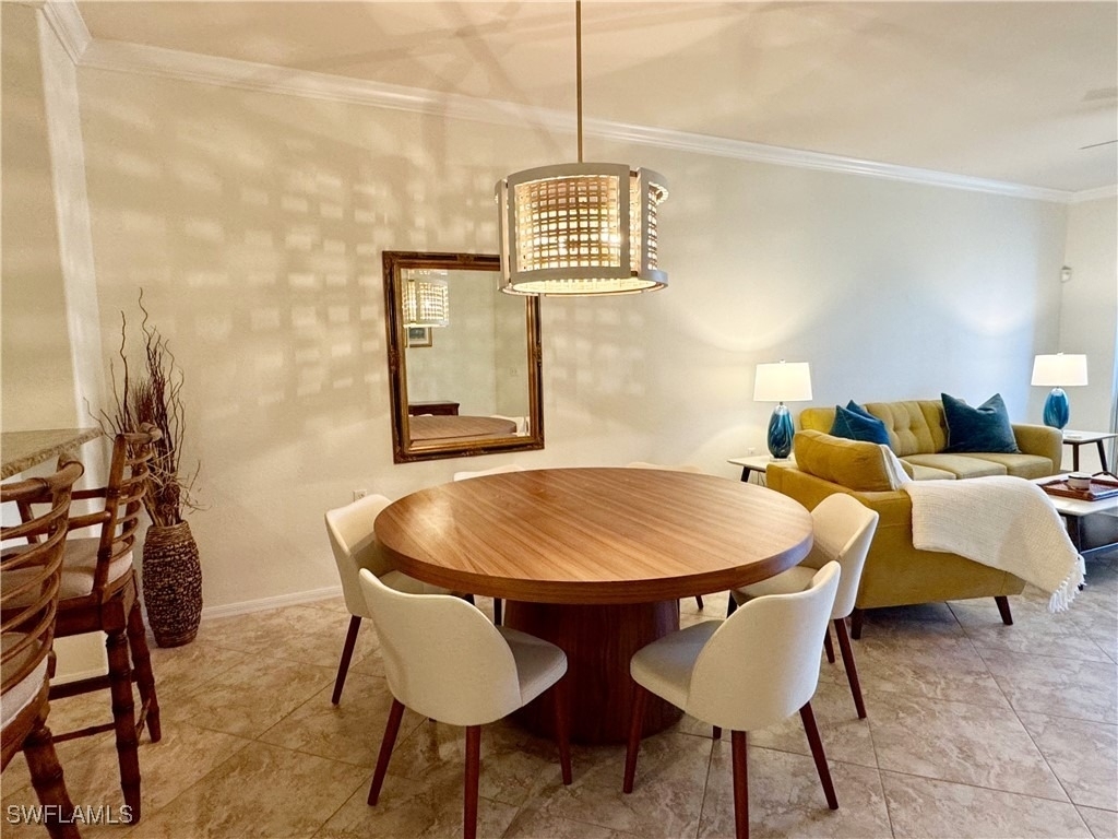 4884 Hampshire Court - Photo 5