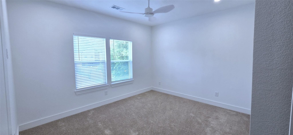 1475 Ferguson Way - Photo 14