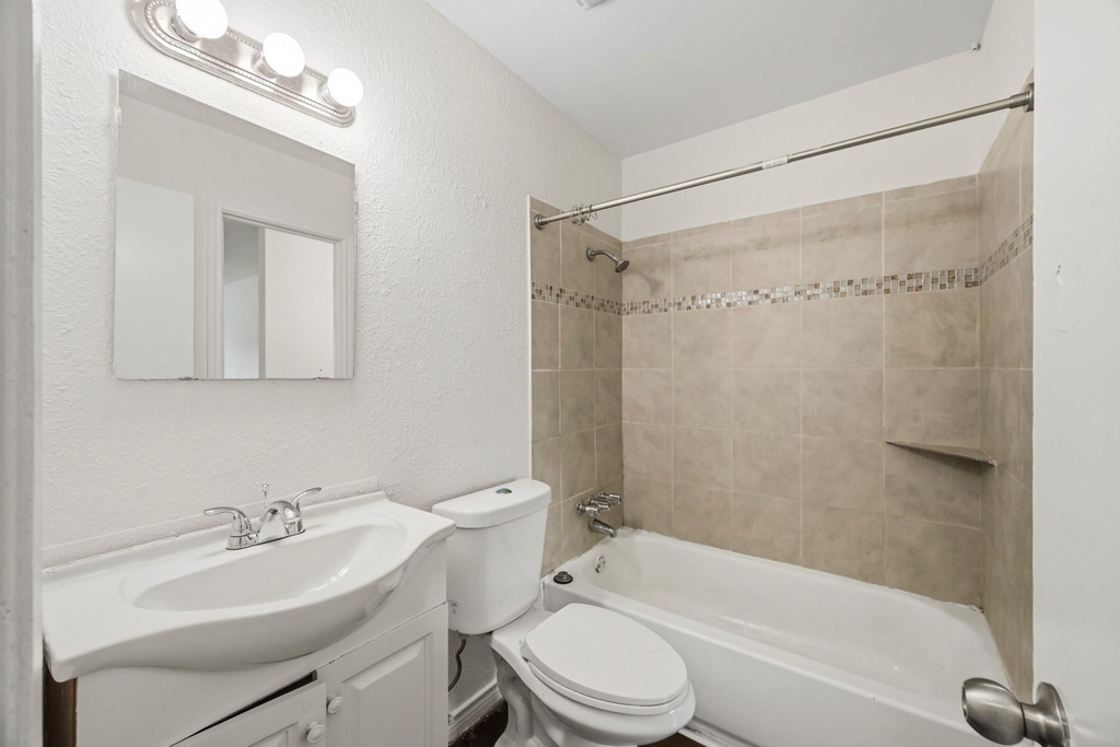 7303 Housman - Photo 12