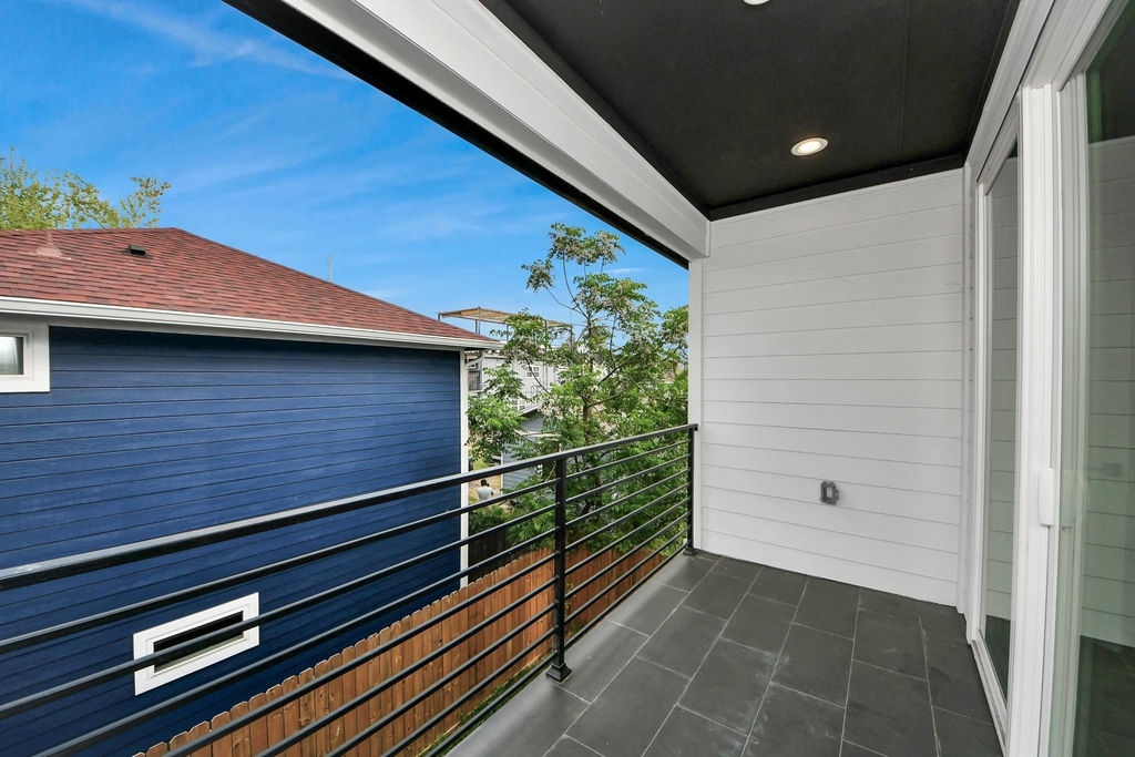 505 Middle Street - Photo 23
