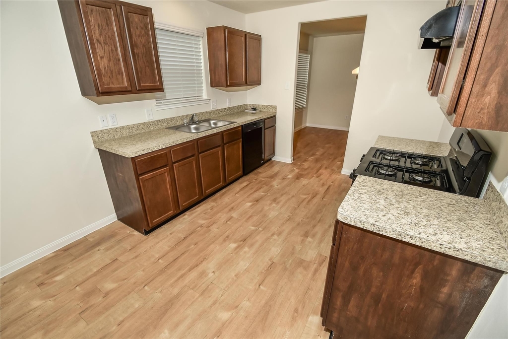2610 Needles Throw Lane - Photo 7