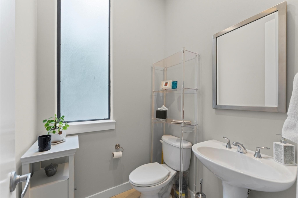 730 Ruthven - Photo 13