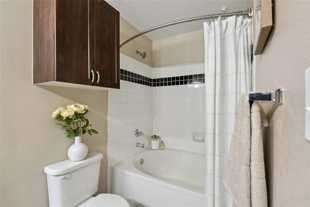 6607 Brodie Lane - Photo 6