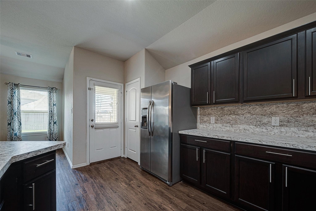 14004 Lake Crescent Drive - Photo 20