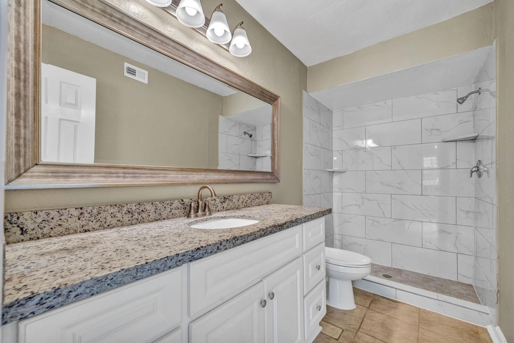 770 Memorial Mews Street - Photo 16