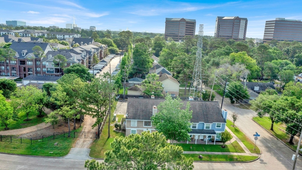770 Memorial Mews Street - Photo 25