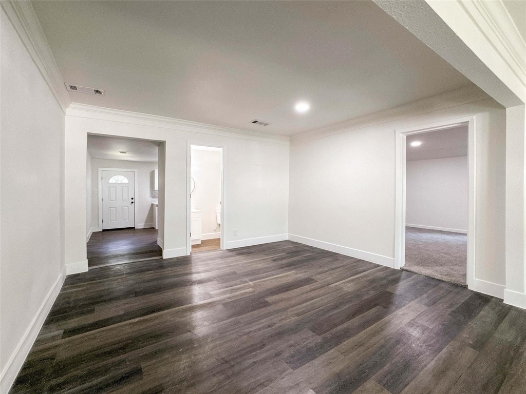 1003 W Hart Avenue - Photo 7