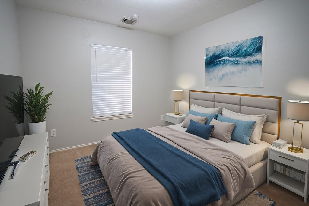 7843 Crescent Village Lane - Photo 16