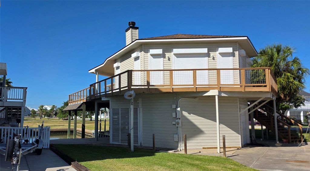 1702 E Castaway Street - Photo 1