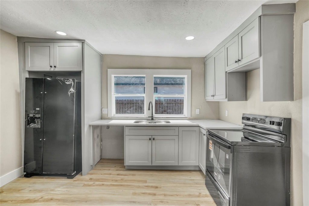 4314 Gregory Street - Photo 10