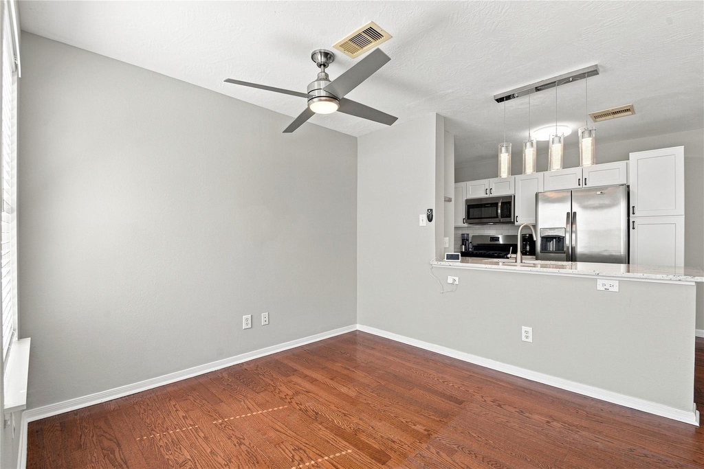 1421 Ruthven Street - Photo 14