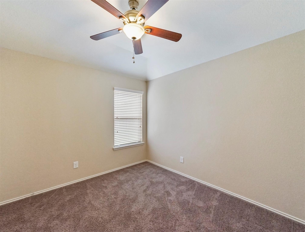 20751 Winghaven Drive - Photo 7