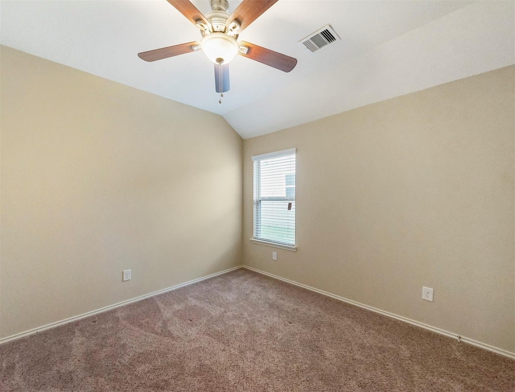 20751 Winghaven Drive - Photo 9