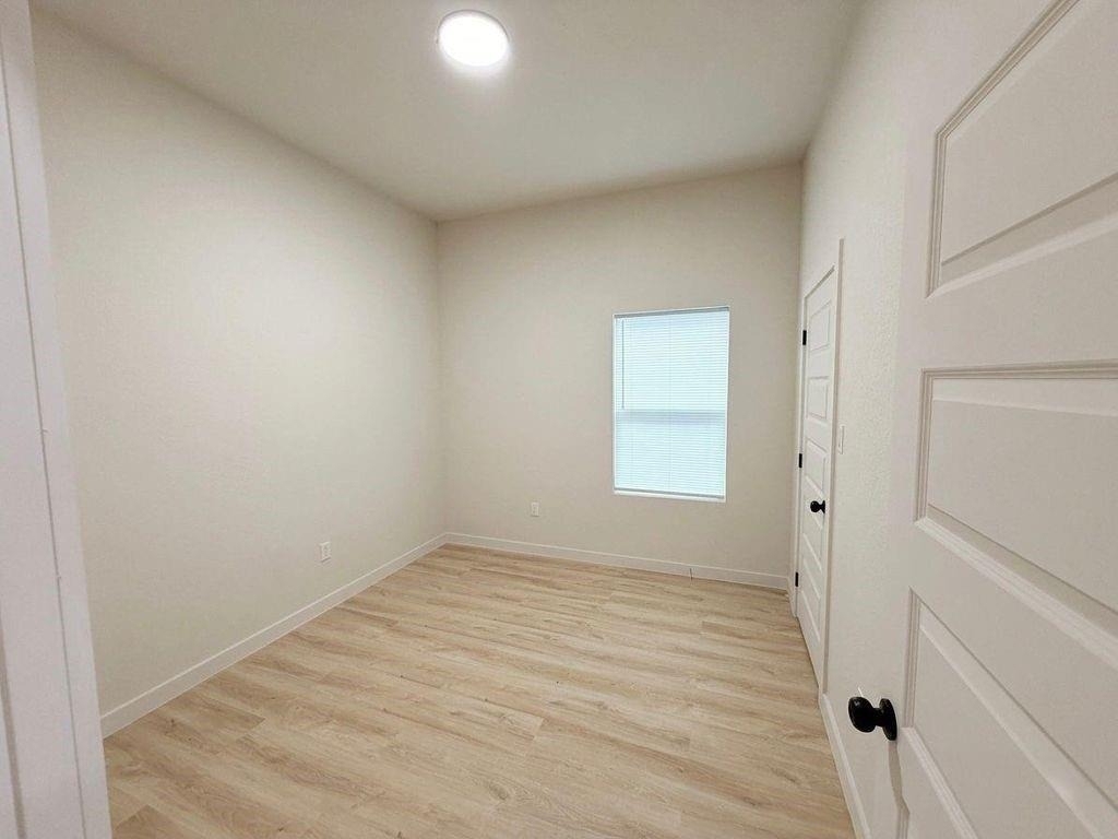 326 Clearwater Street - Photo 5