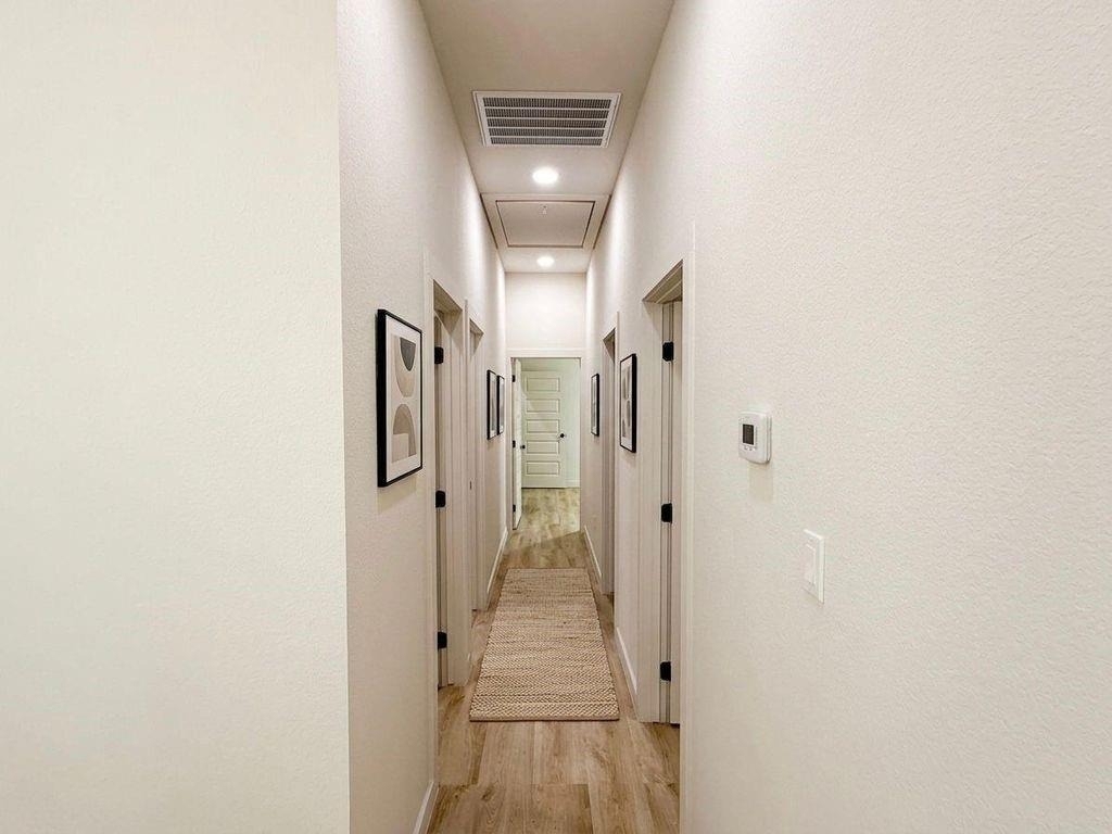 326 Clearwater Street - Photo 3
