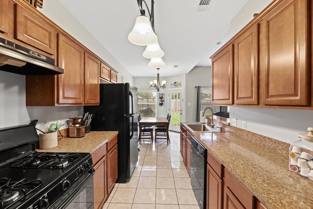 32018 Anne Lane - Photo 7