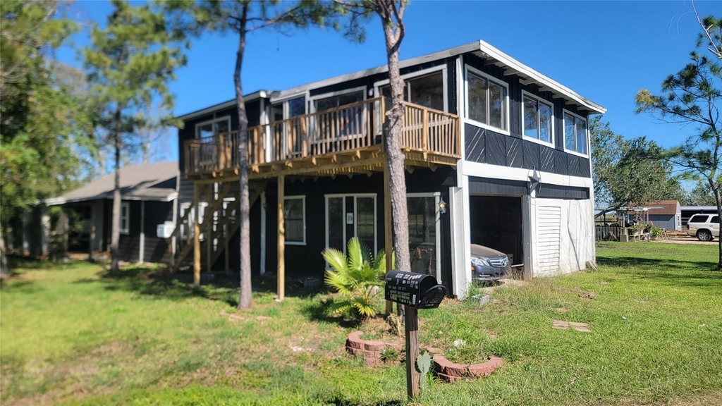 12018 Sandpiper Road - Photo 0