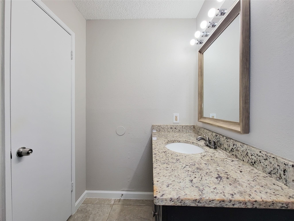 8530 Quail Burg Lane - Photo 33