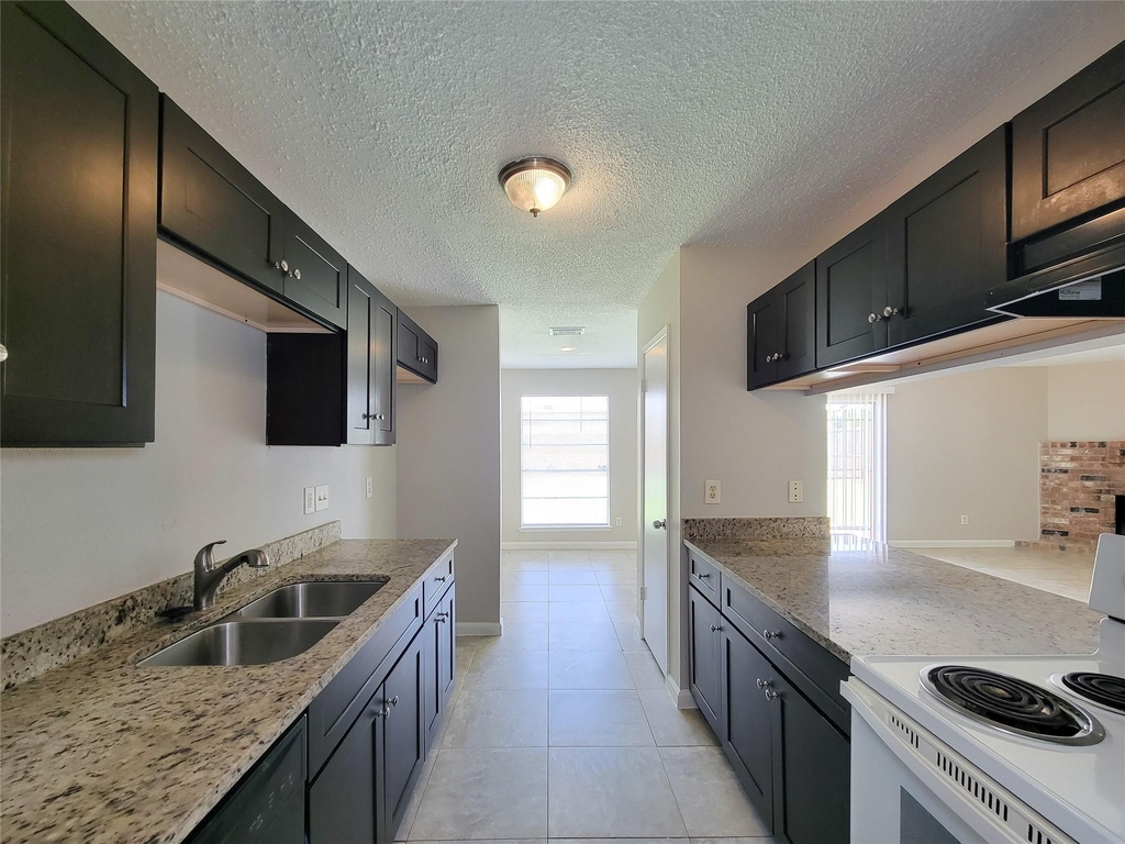 8530 Quail Burg Lane - Photo 15