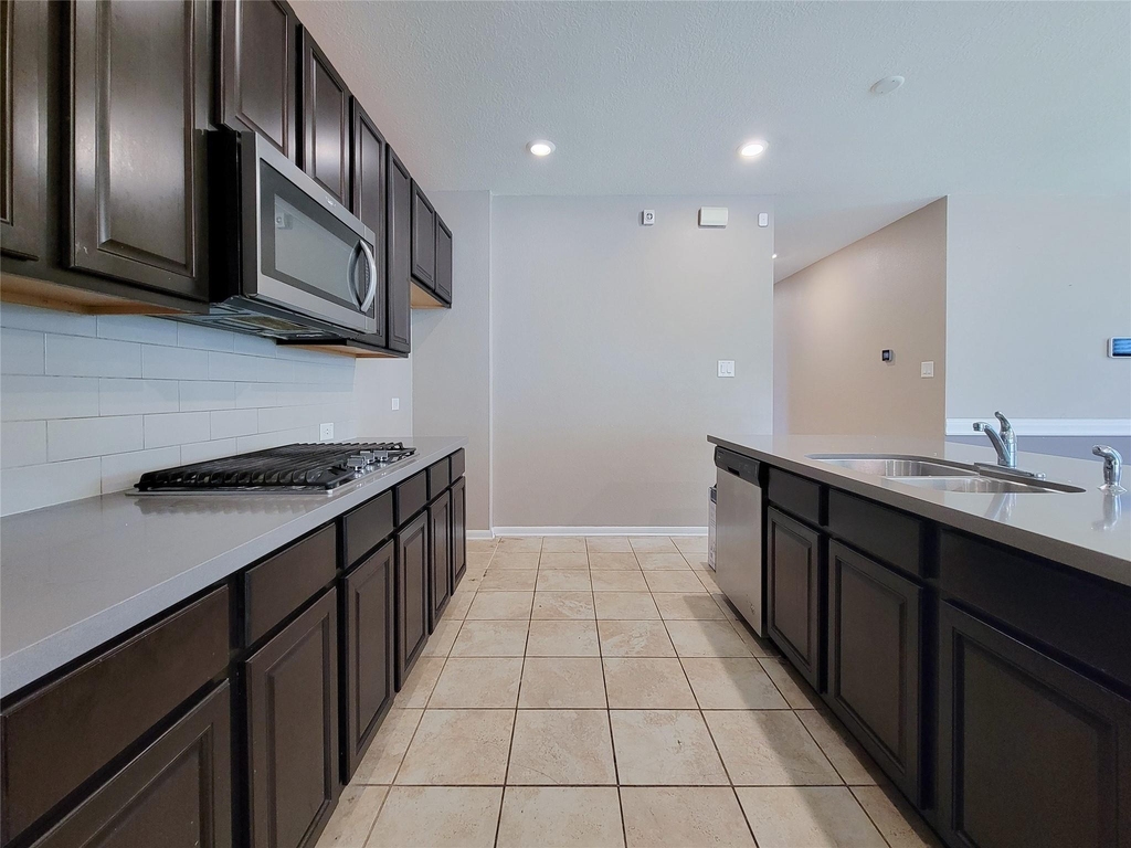 14202 Persimmon Woods Drive - Photo 16