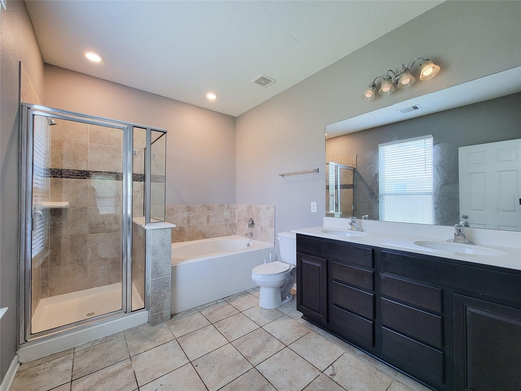 14202 Persimmon Woods Drive - Photo 10