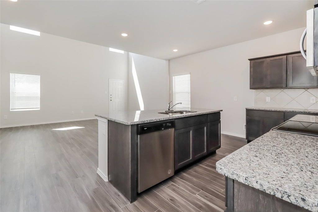 15322 Estrella East - Photo 5