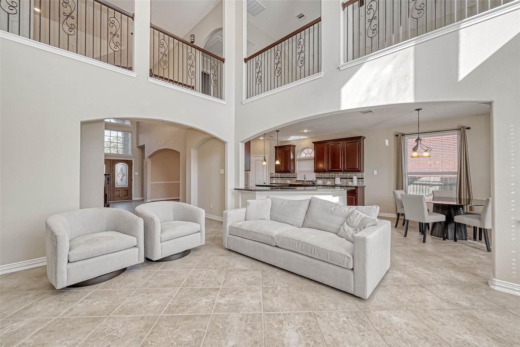 17827 Circular Quay Lane - Photo 8