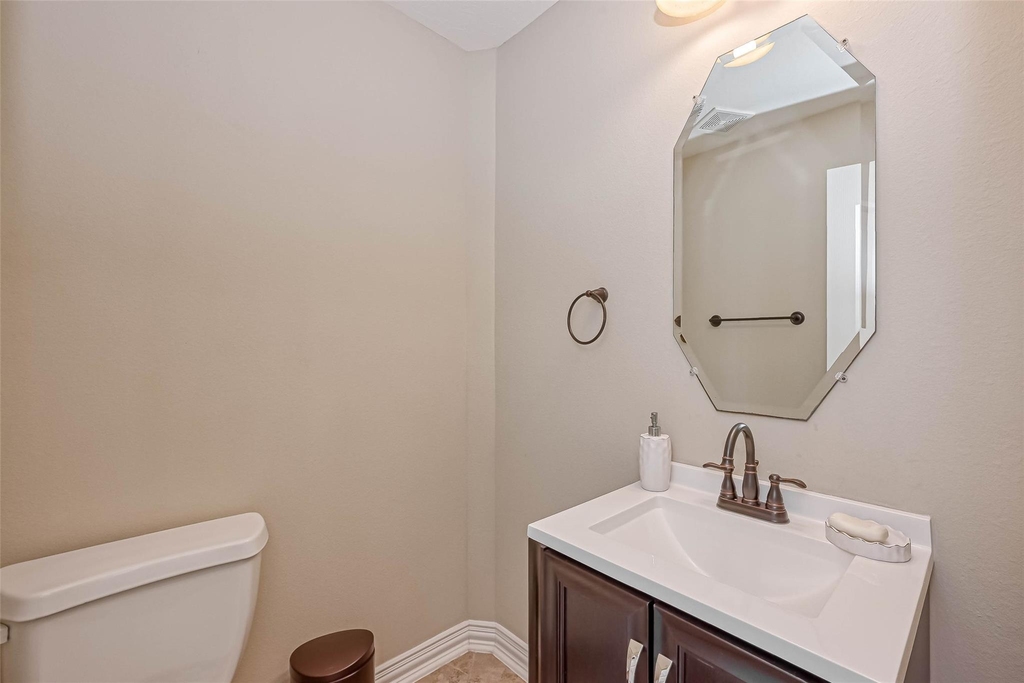 17827 Circular Quay Lane - Photo 17