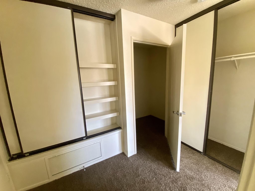 6036 Sunset Road - Photo 8